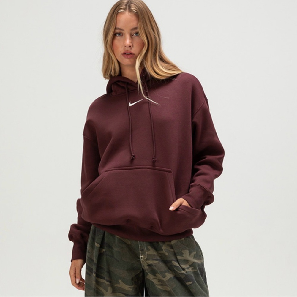 Nike Women’s Maroon Hooded Pullover with White Swoosh
